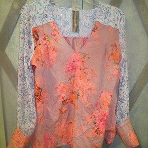 Beautiful Arrata Silent Journey blouse Salmon, beige and bluish green. Size M